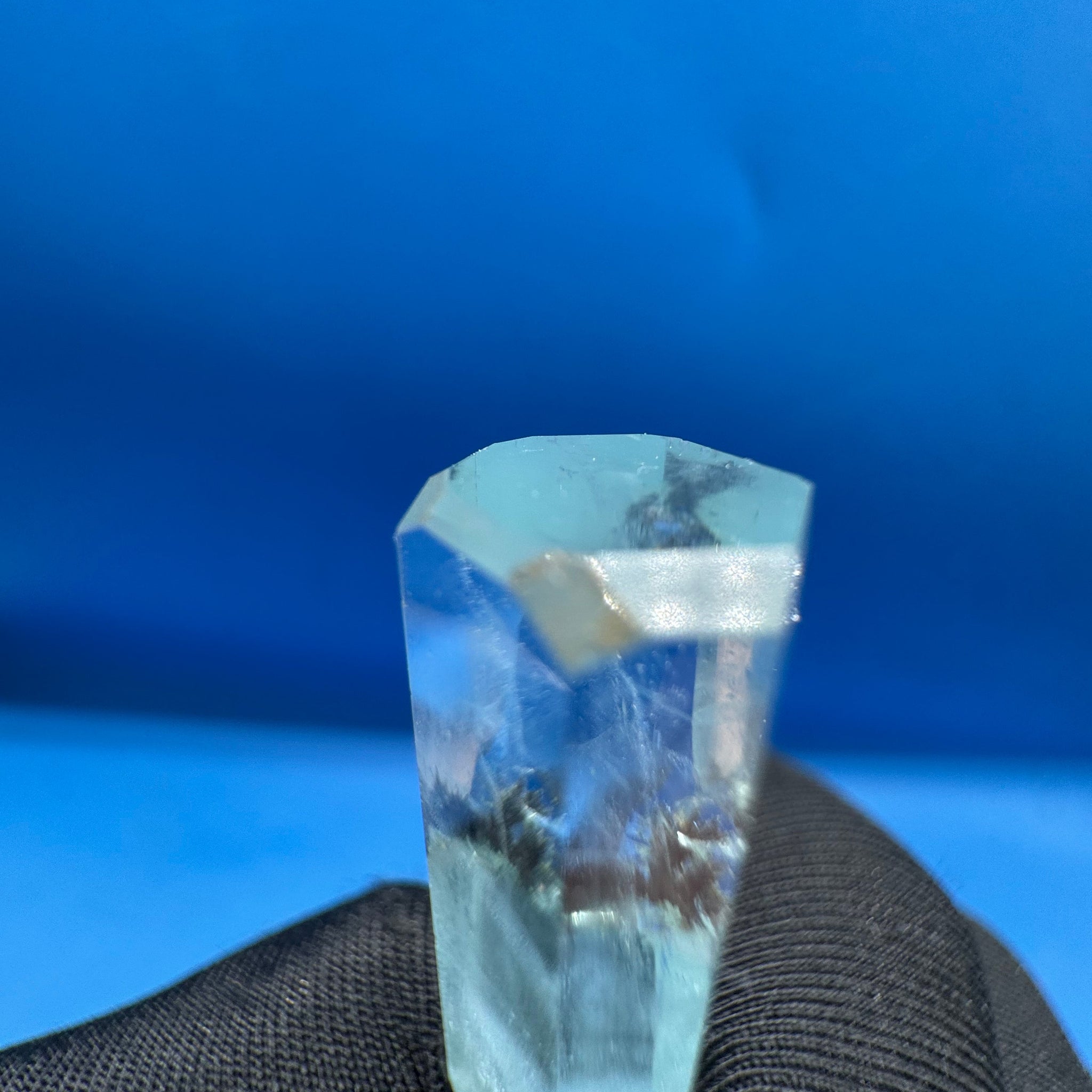 Aquamarine Crystal - 6.832g