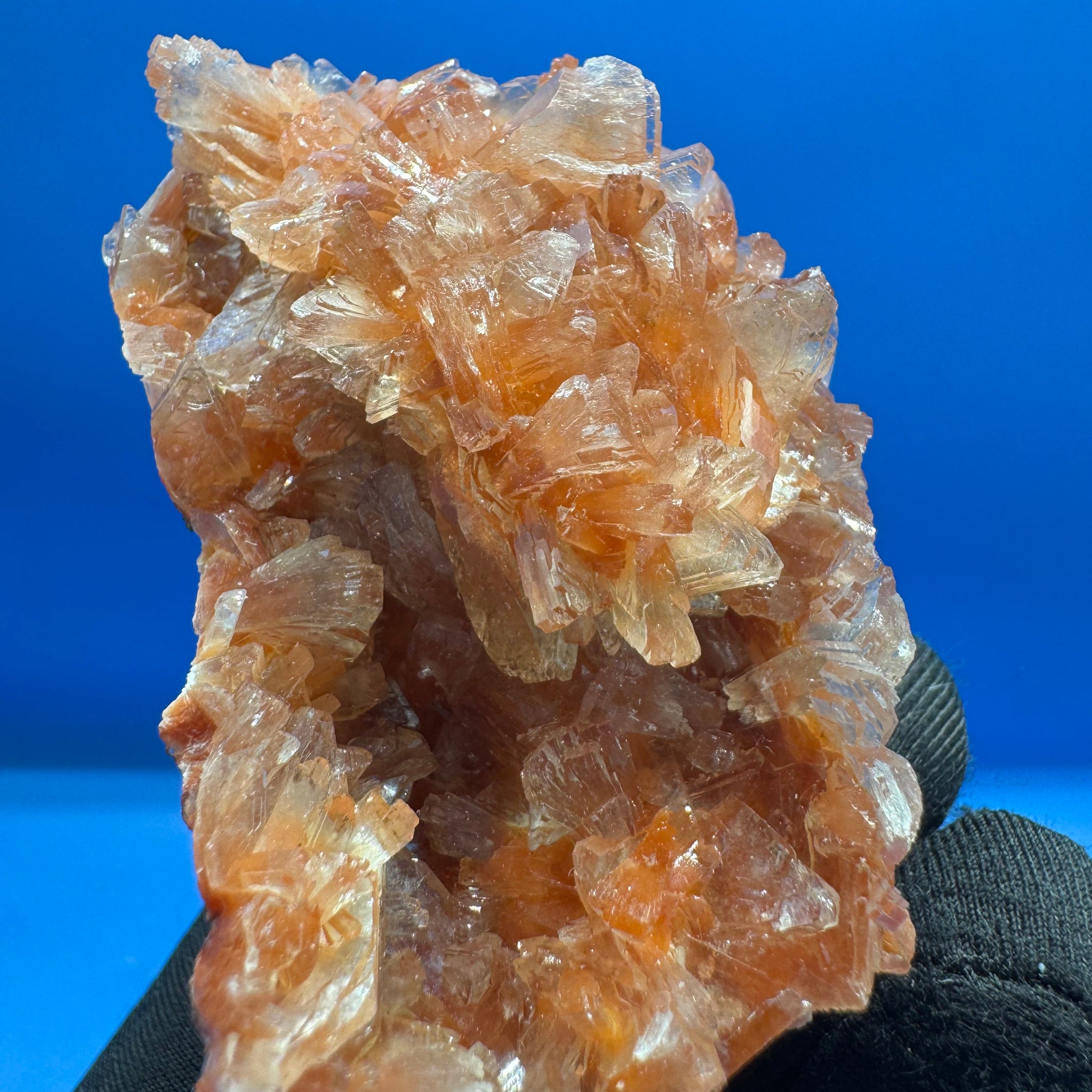 Red Heulandite with Stilbite – 44g