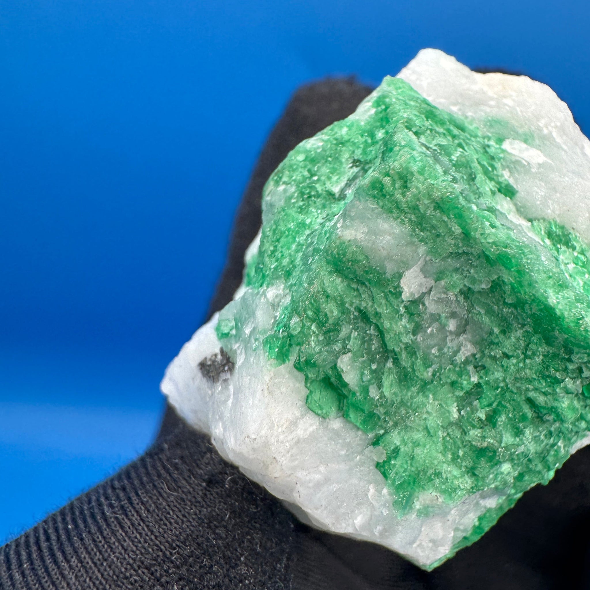 Emerald Specimen - 76g