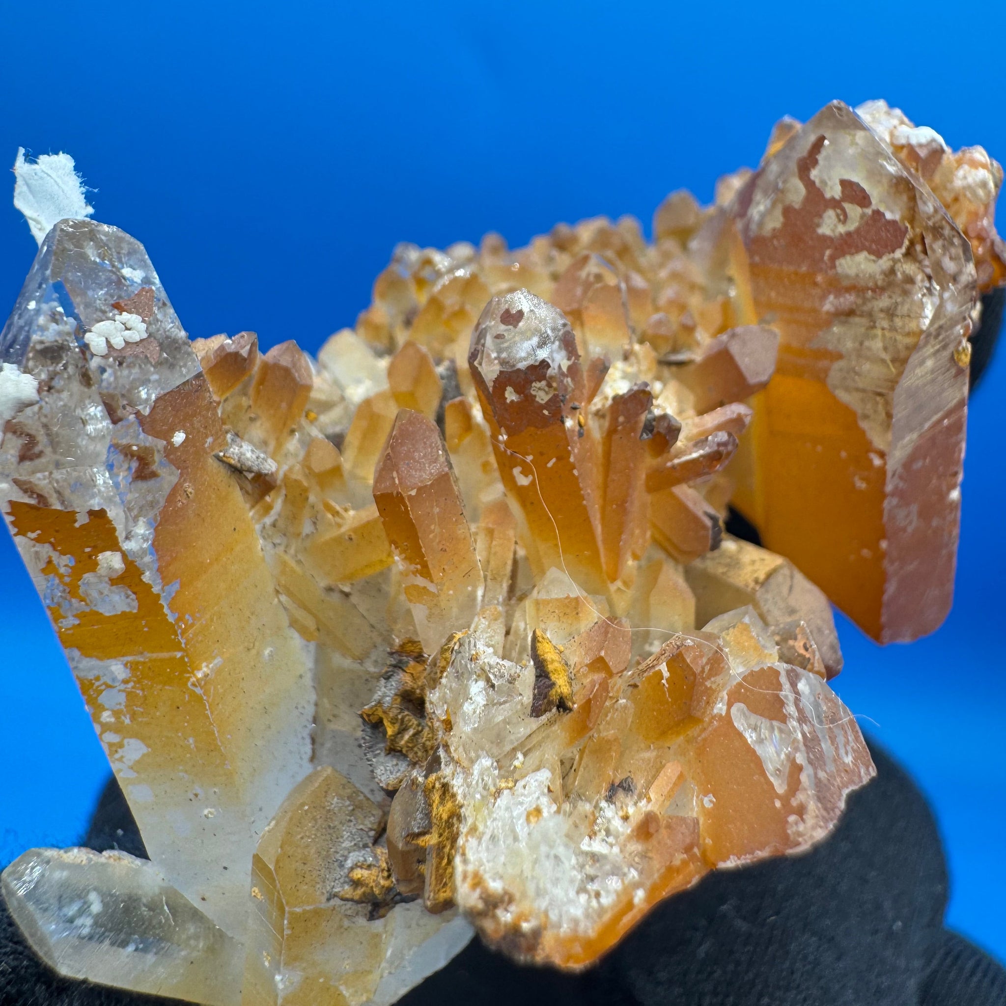 Quartz Specimen - 44g