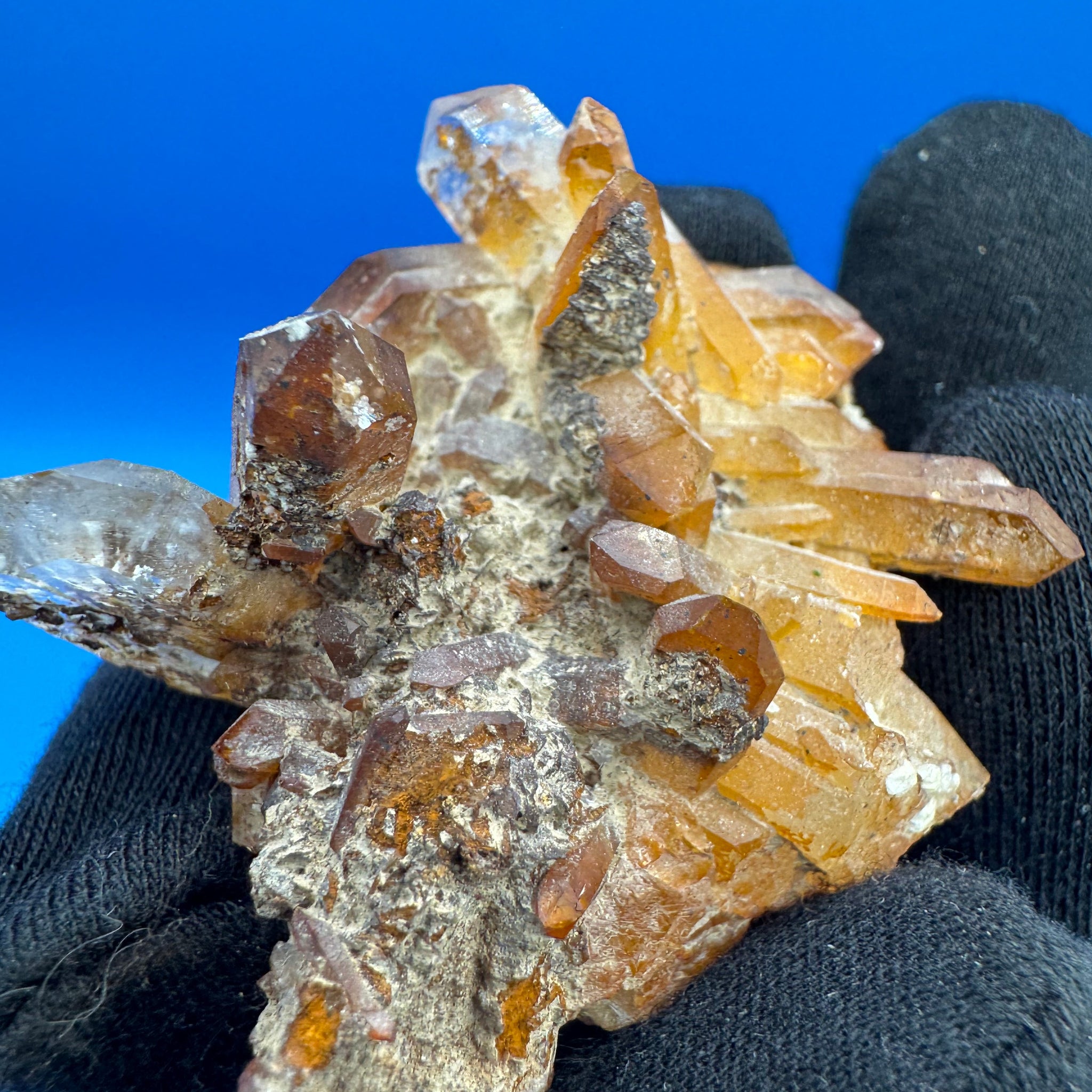 Quartz Specimen - 44g