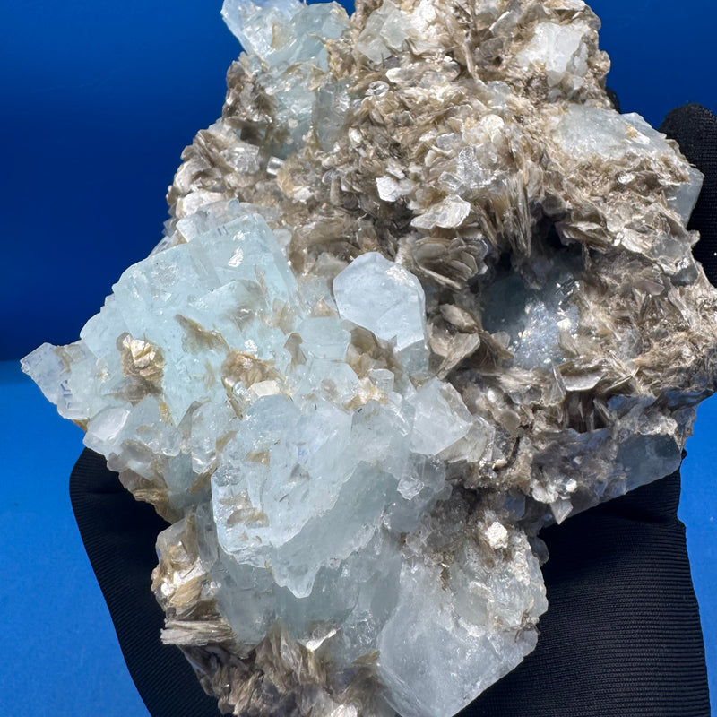 Aquamarine Specimen - 1388g