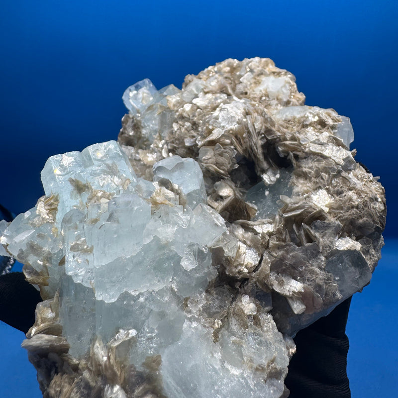 Aquamarine Specimen - 1388g