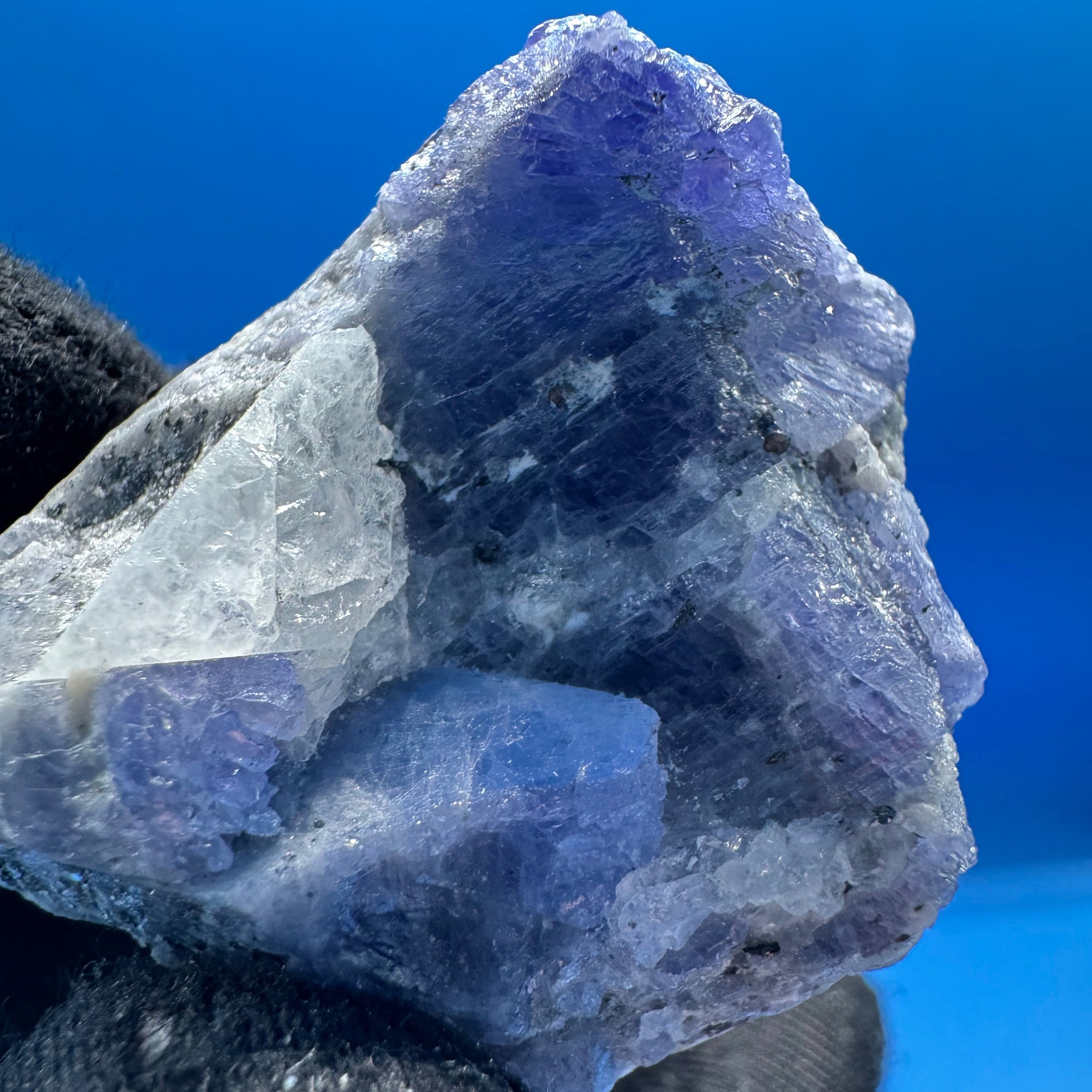 Tanzanite Specimen – 42g