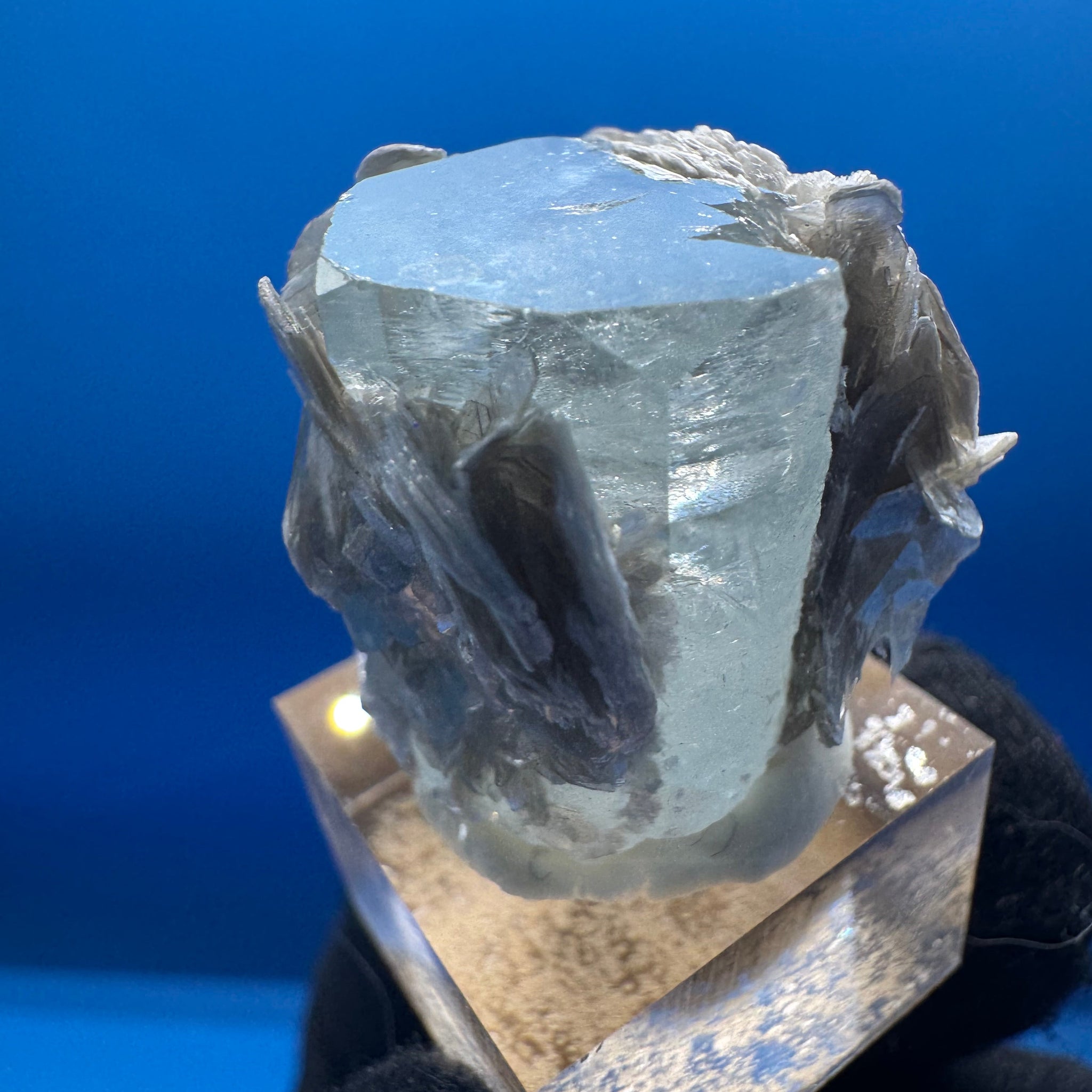Aquamarine Specimen - 12g