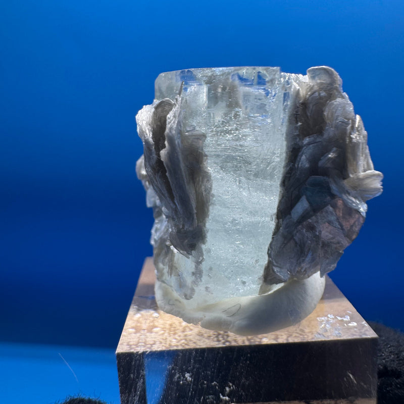 Aquamarine Specimen - 12g