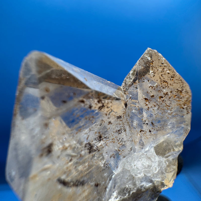 Quartz Crystal Specimen - 61g
