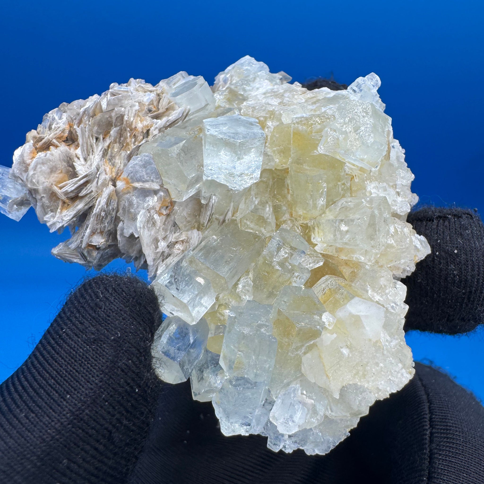 Aquamarine Specimen - 64g