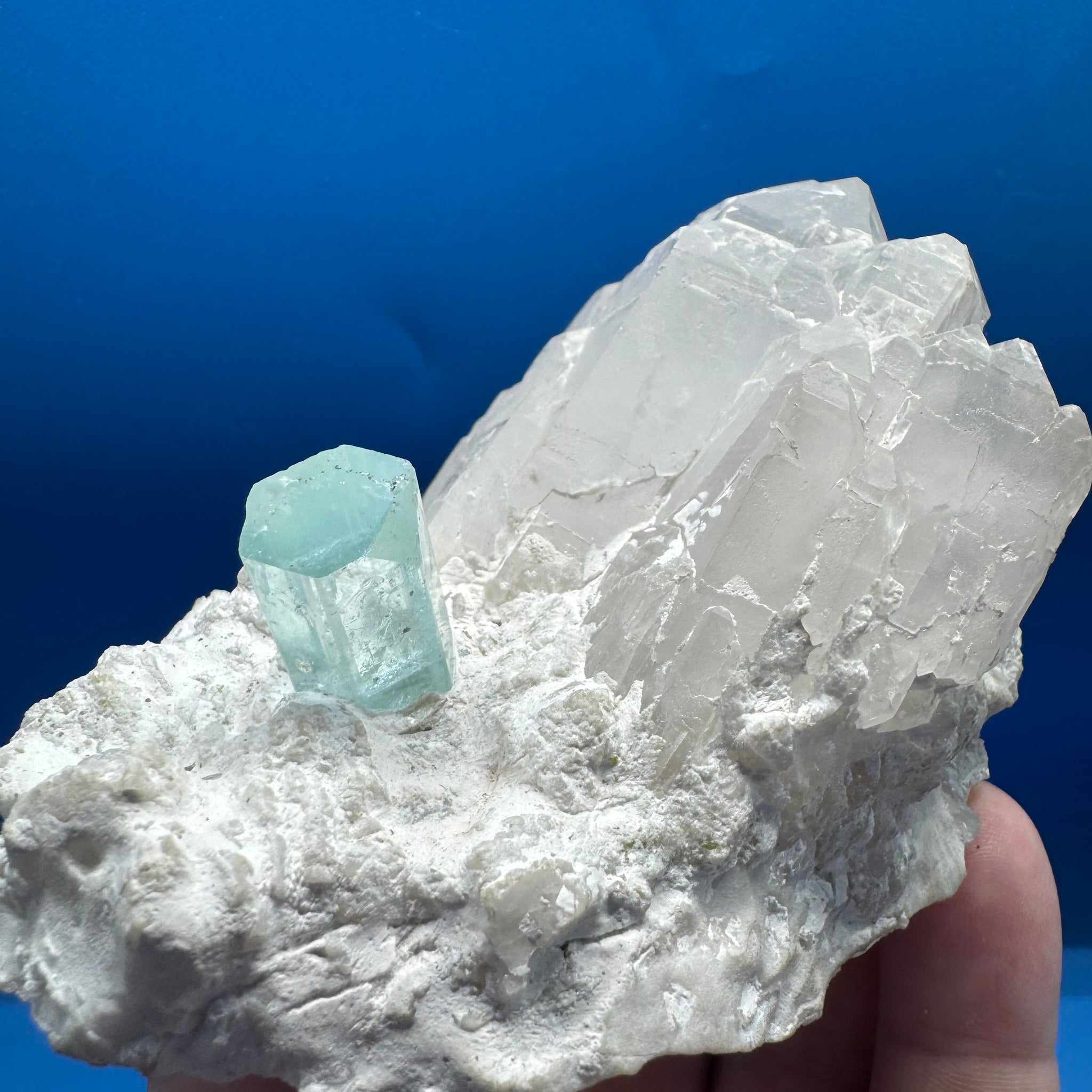 Aquamarine Specimen - 445g