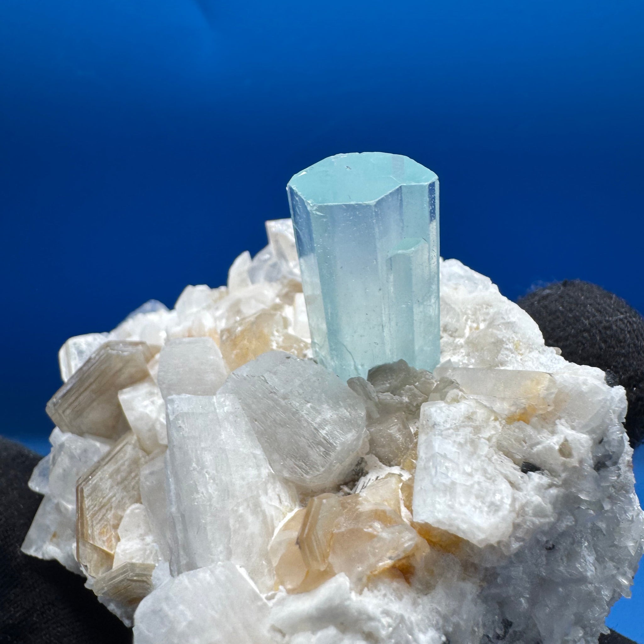 Aquamarine Specimen - 255g
