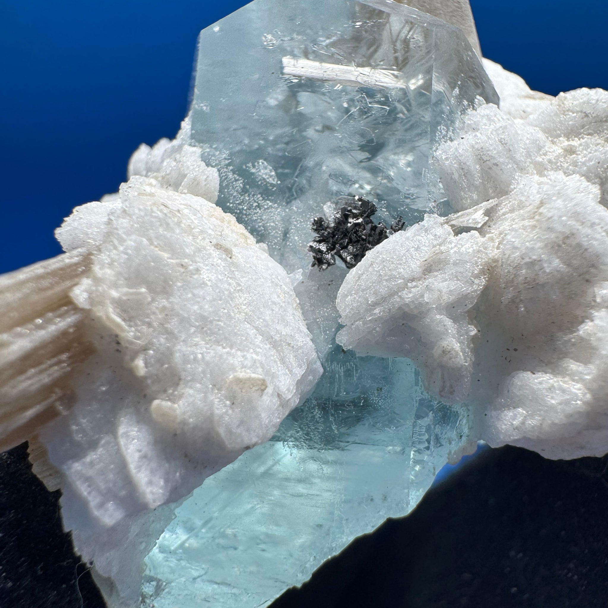 Aquamarine Specimen - 57g