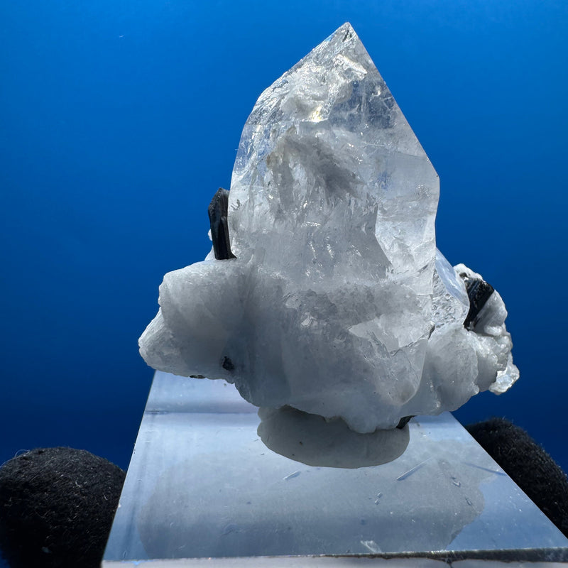 Quartz with Tourmaline - 86g