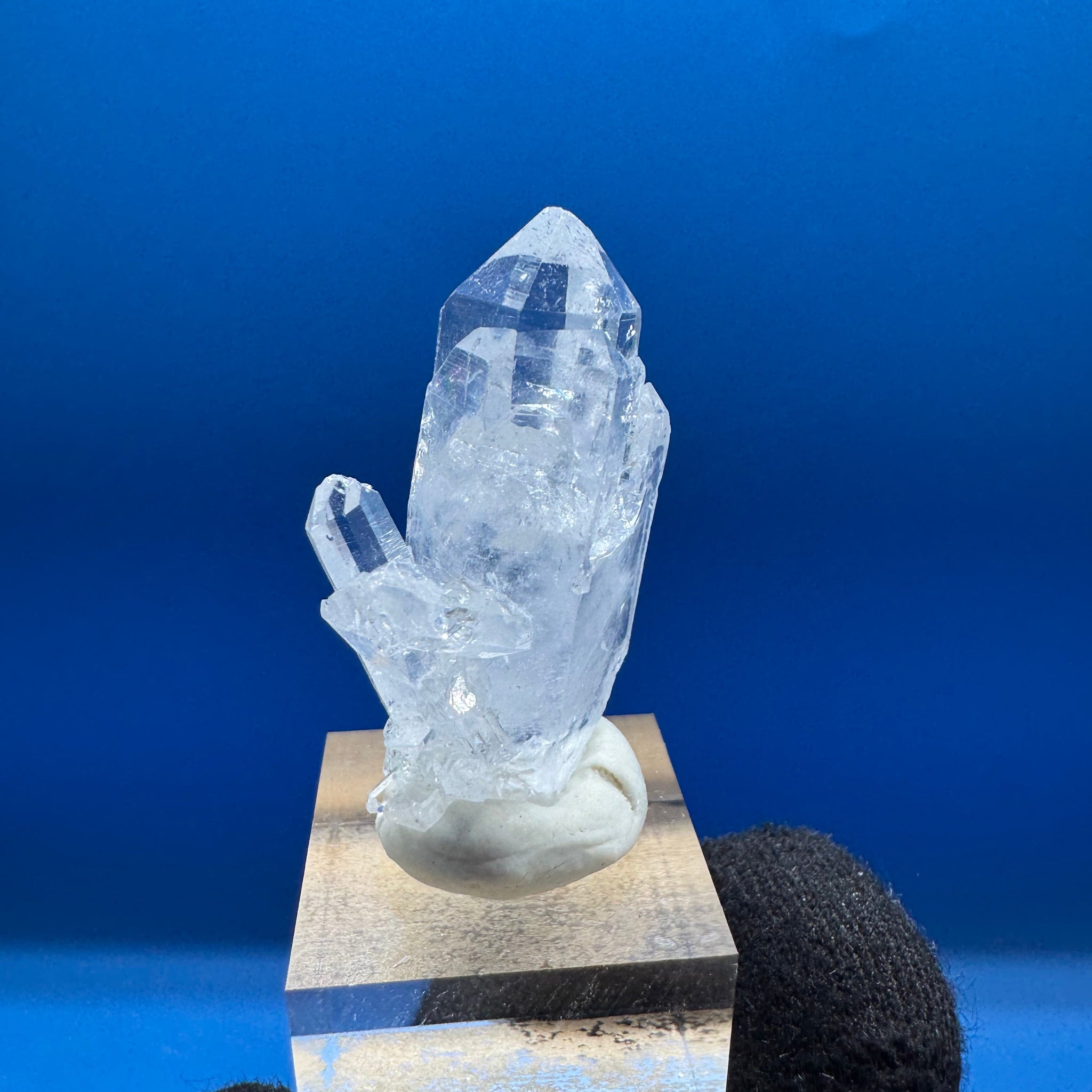 Quartz Specimen - 16g