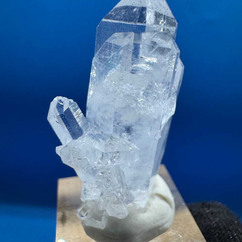 Quartz Specimen - 16g