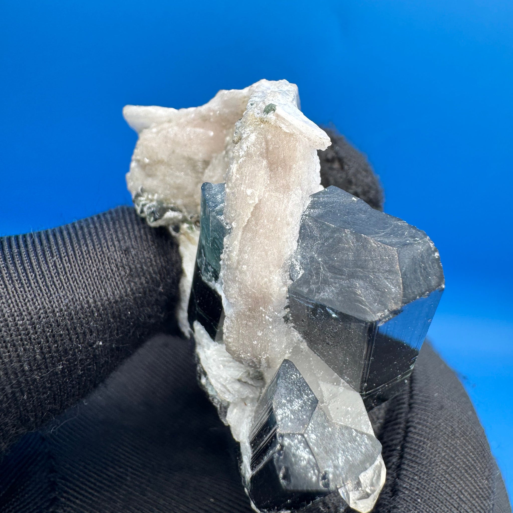 Blue Cap Tourmaline - 43g