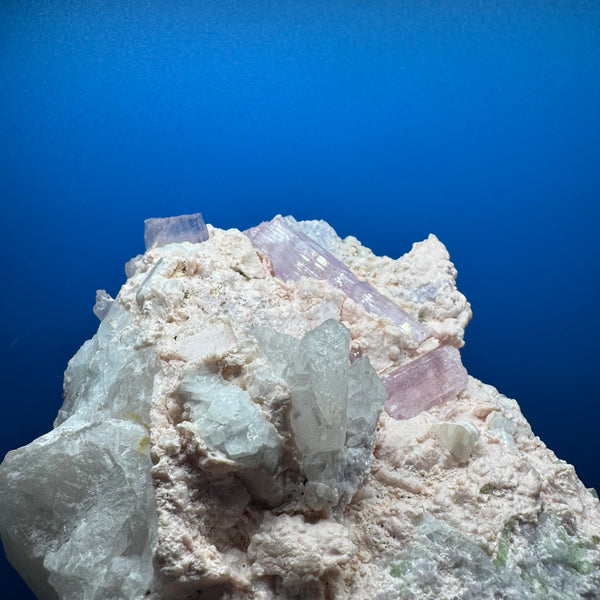 Kunzite Specimen - 1159g