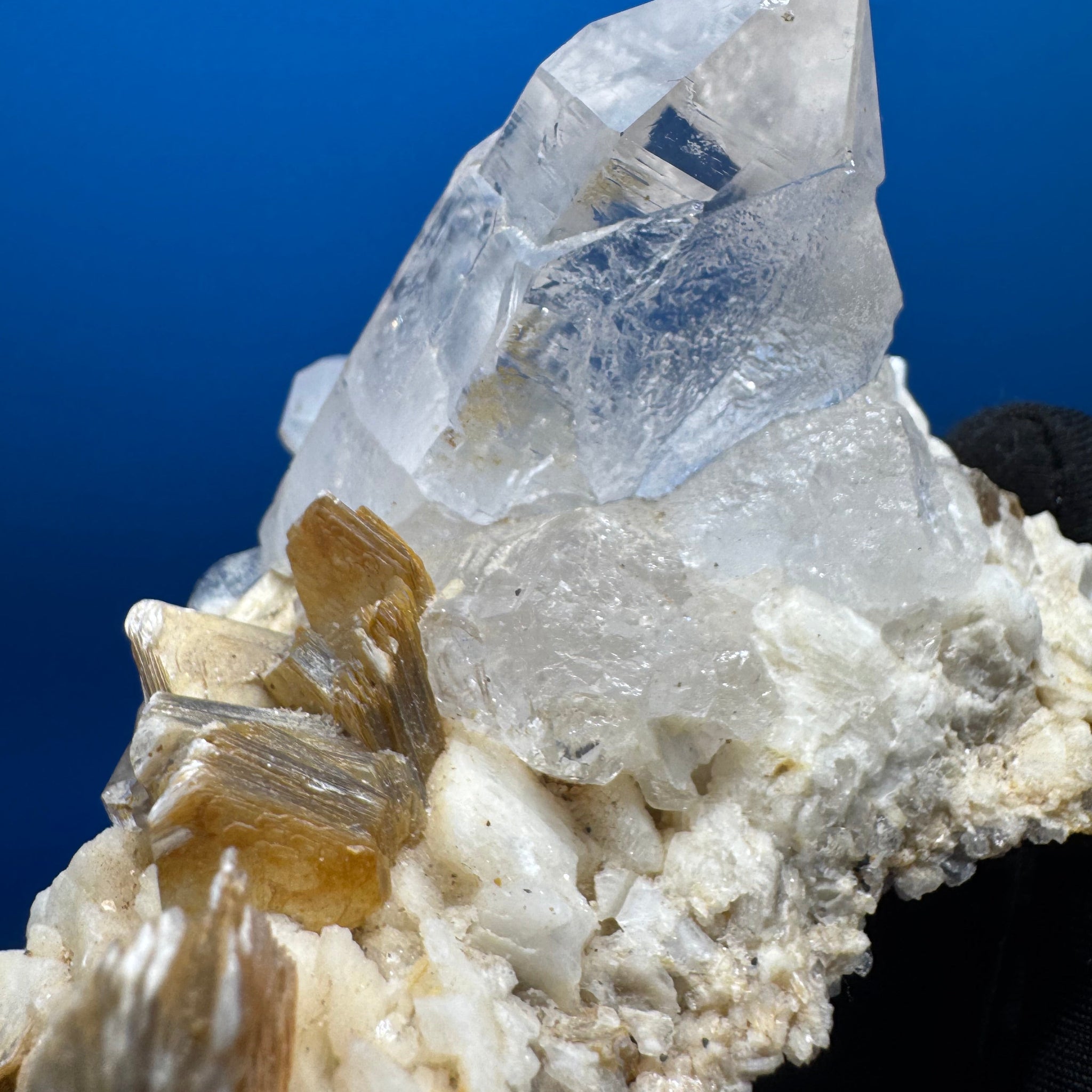 Quartz Specimen - 276g