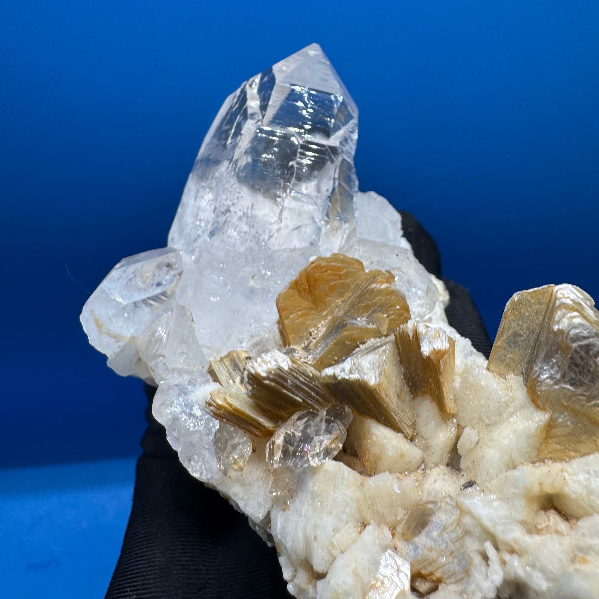 Quartz Specimen - 276g
