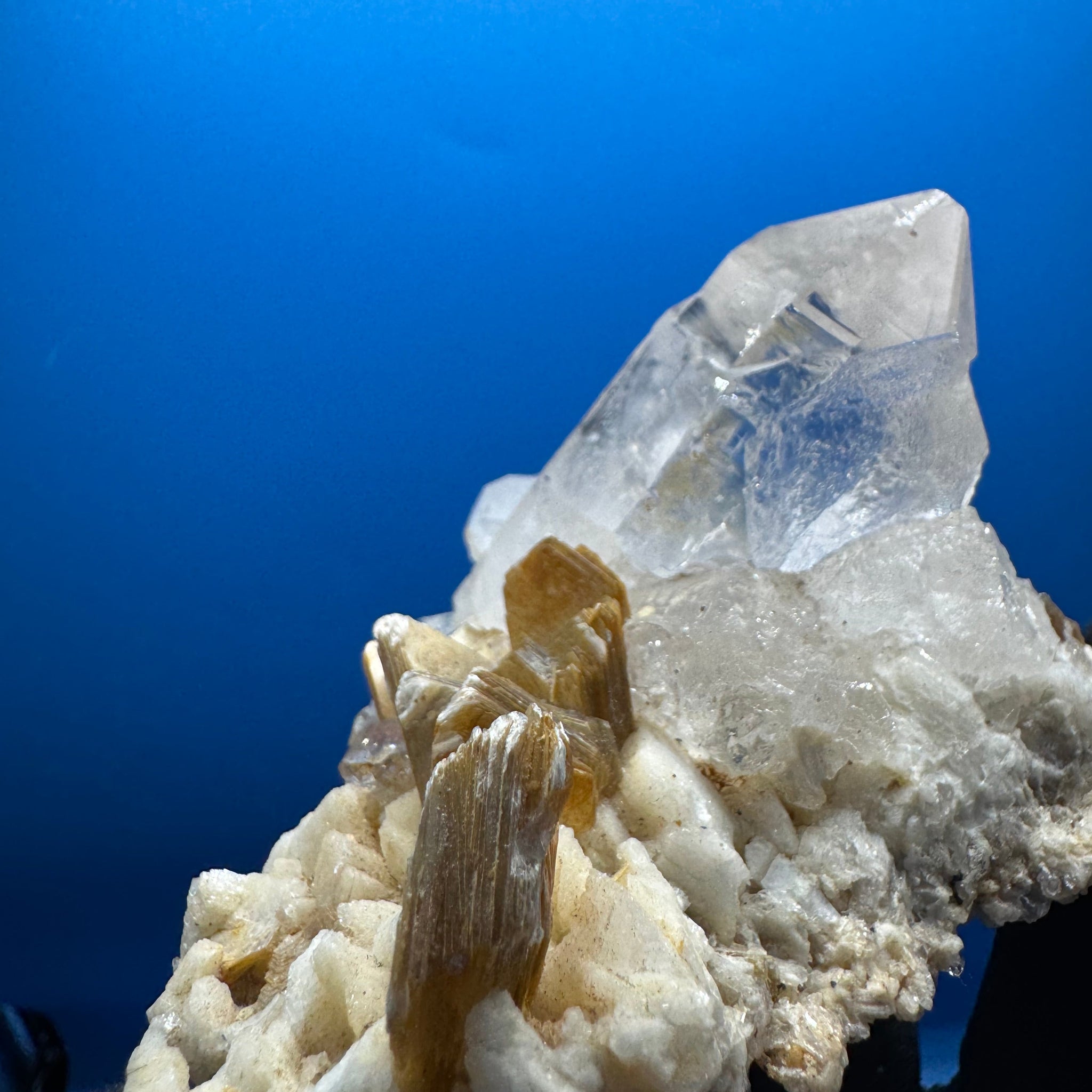 Quartz Specimen - 276g