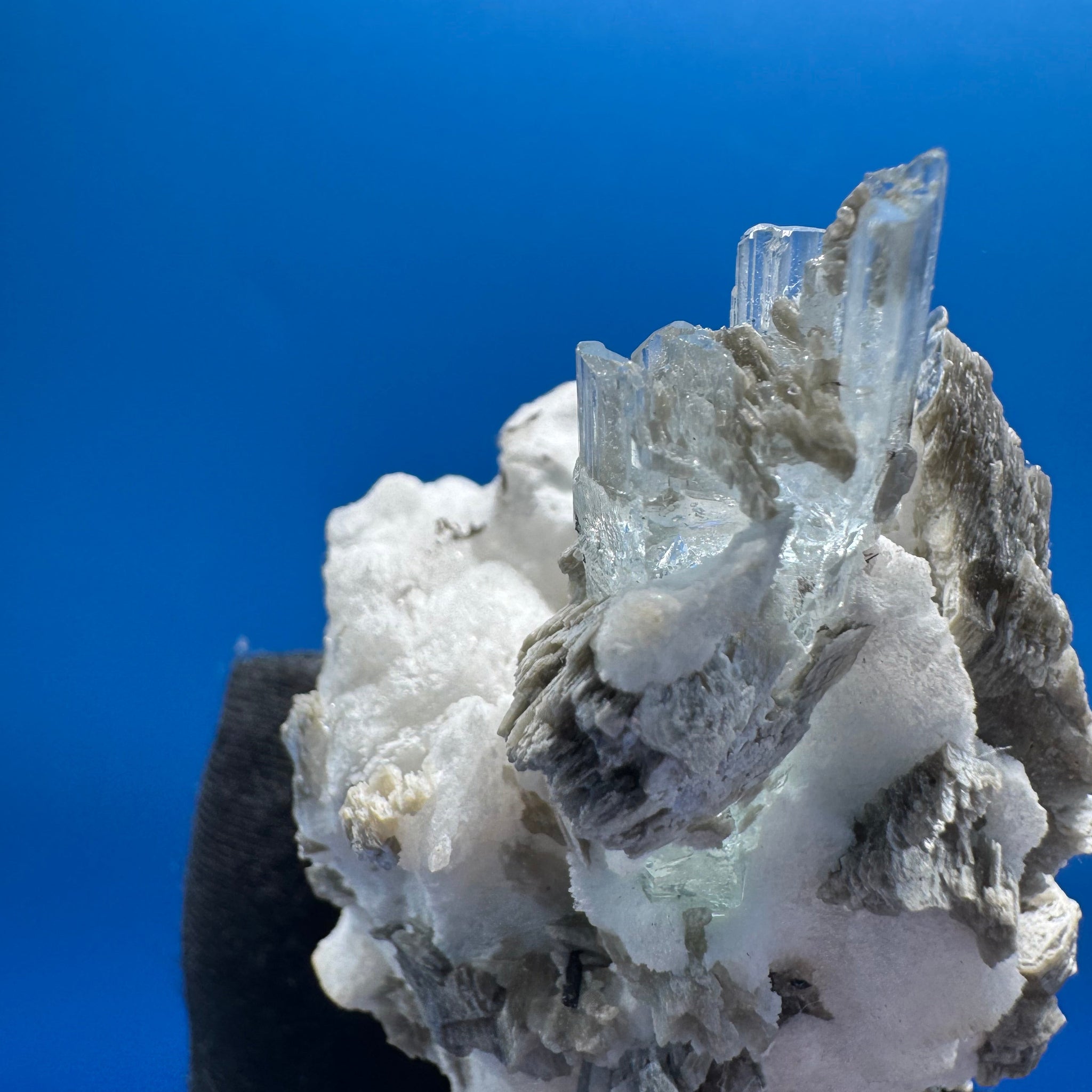 Aquamarine Specimen - 67g