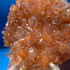 Red Heulandite with Stilbite – 51g