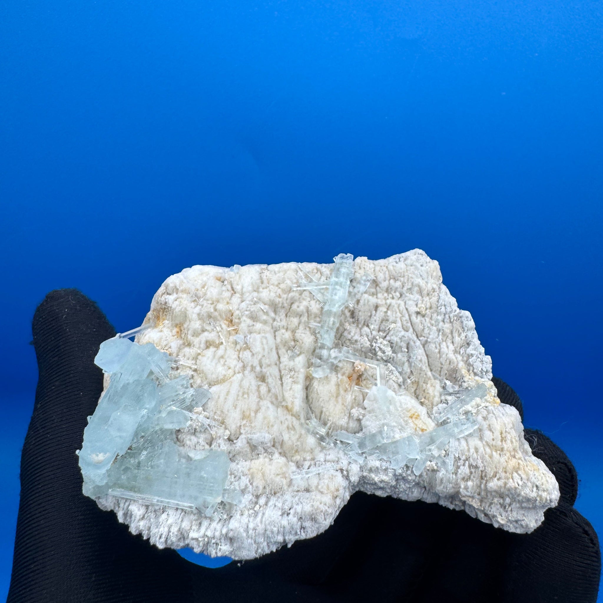 Aquamarine Specimen - 261g