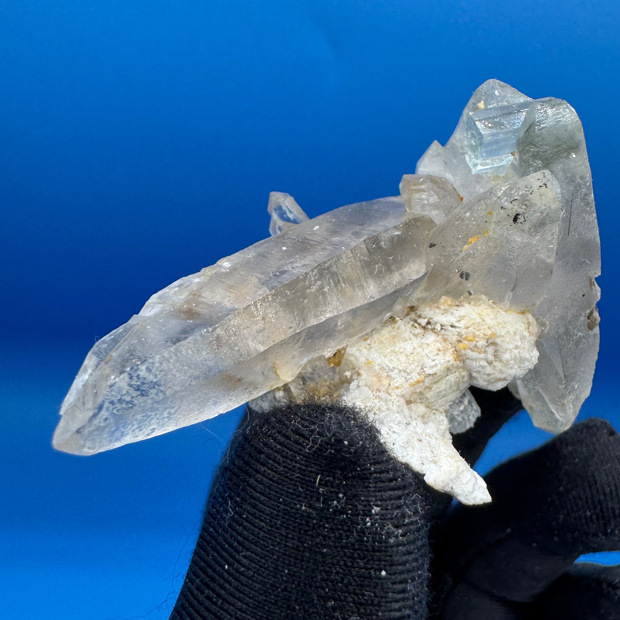 Quartz Specimen - 37g
