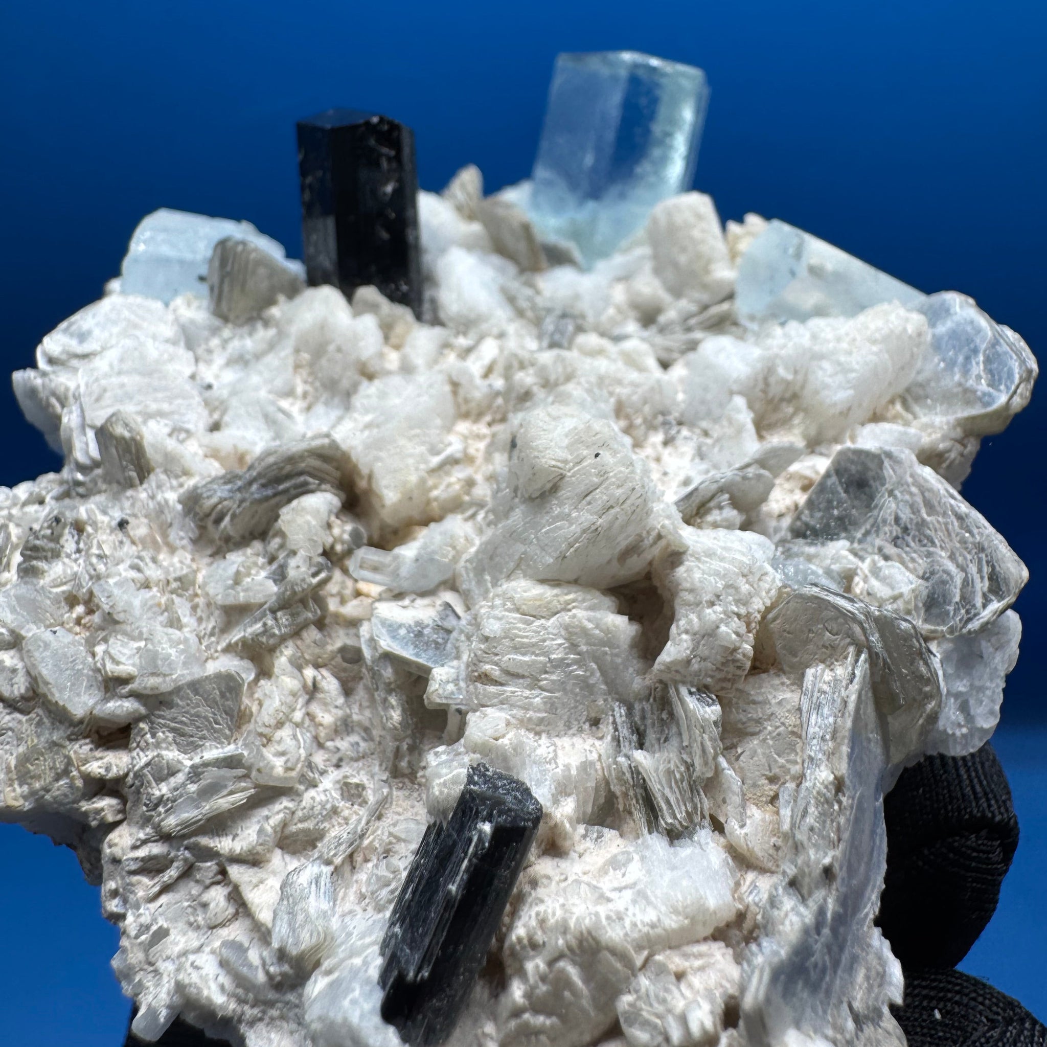Aqumarine Specimen - 214g