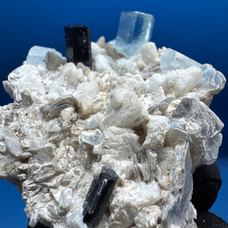 Aqumarine Specimen - 214g