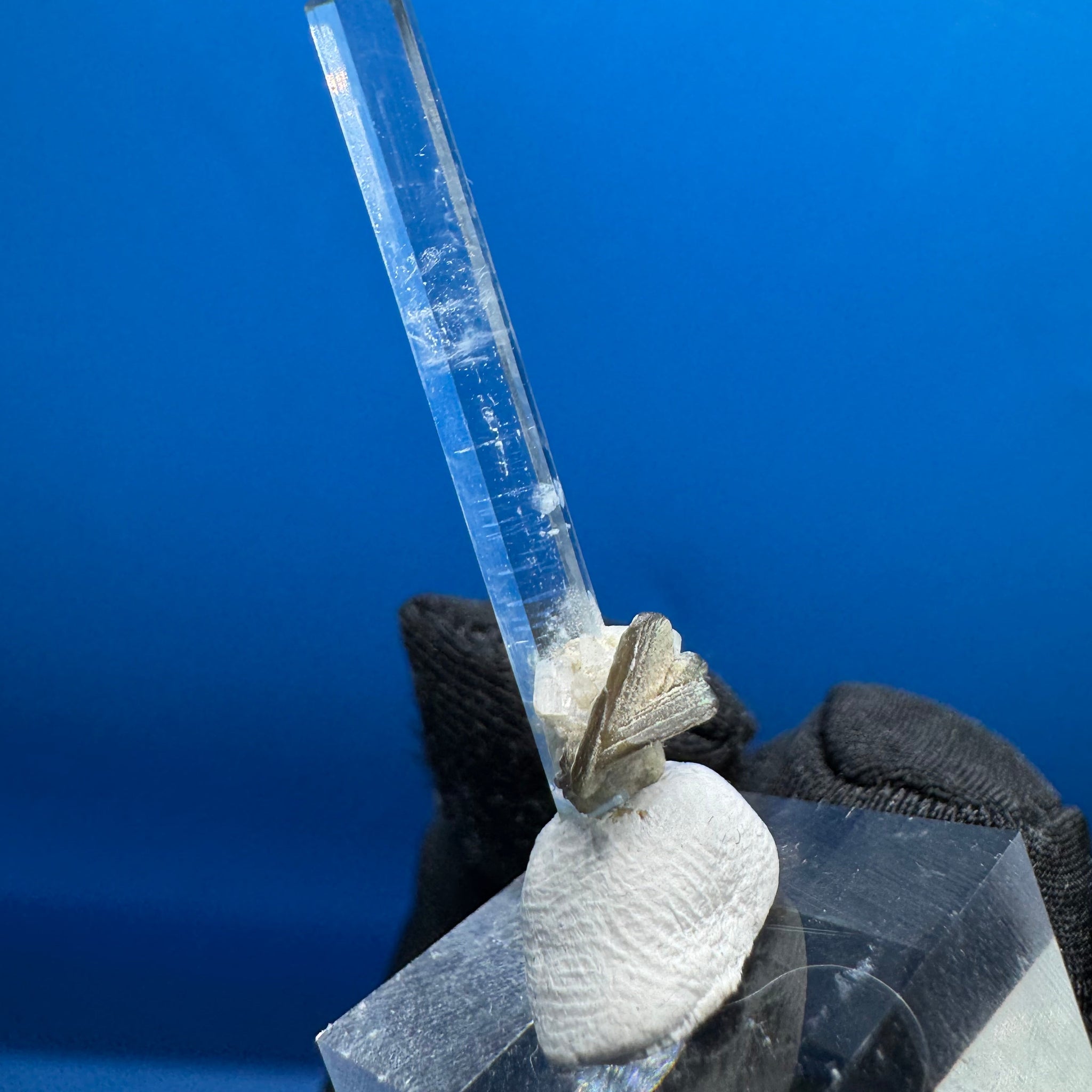 Aquamarine Specimen - 1g