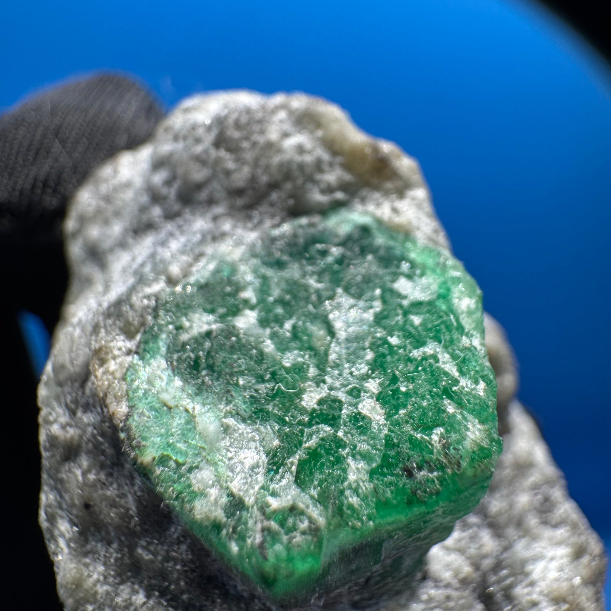Emerald Specimen - 71g