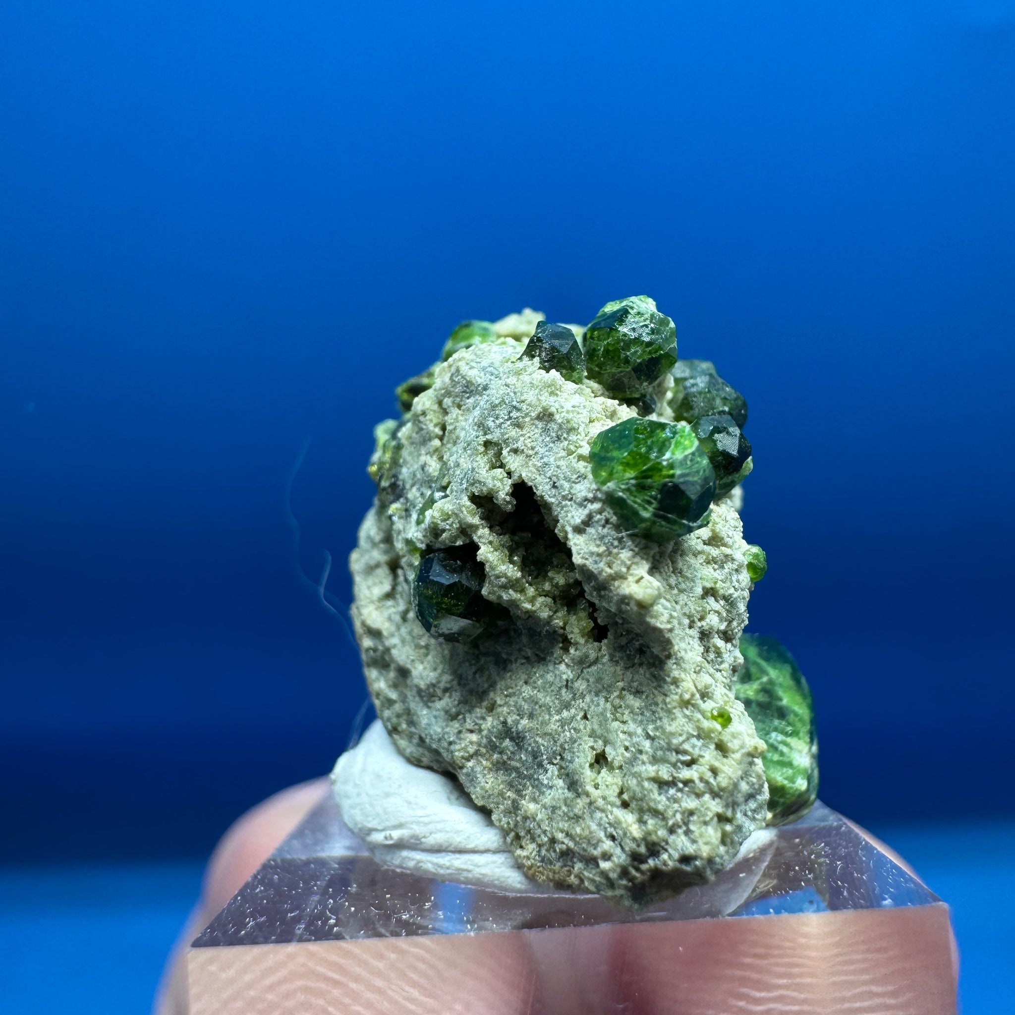 Green Garnet Specimen - 8g