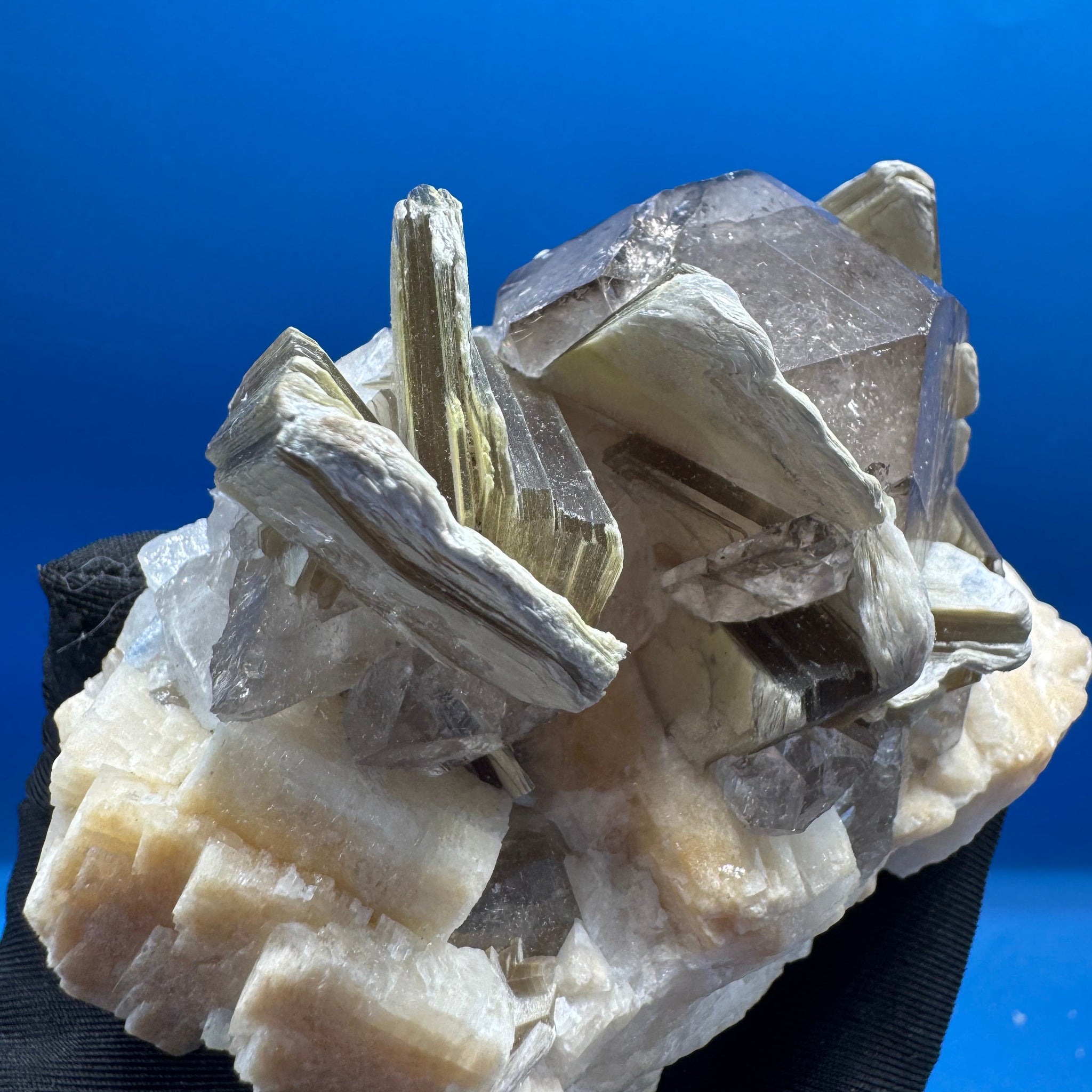 Quartz and Mica Specimen - 448g