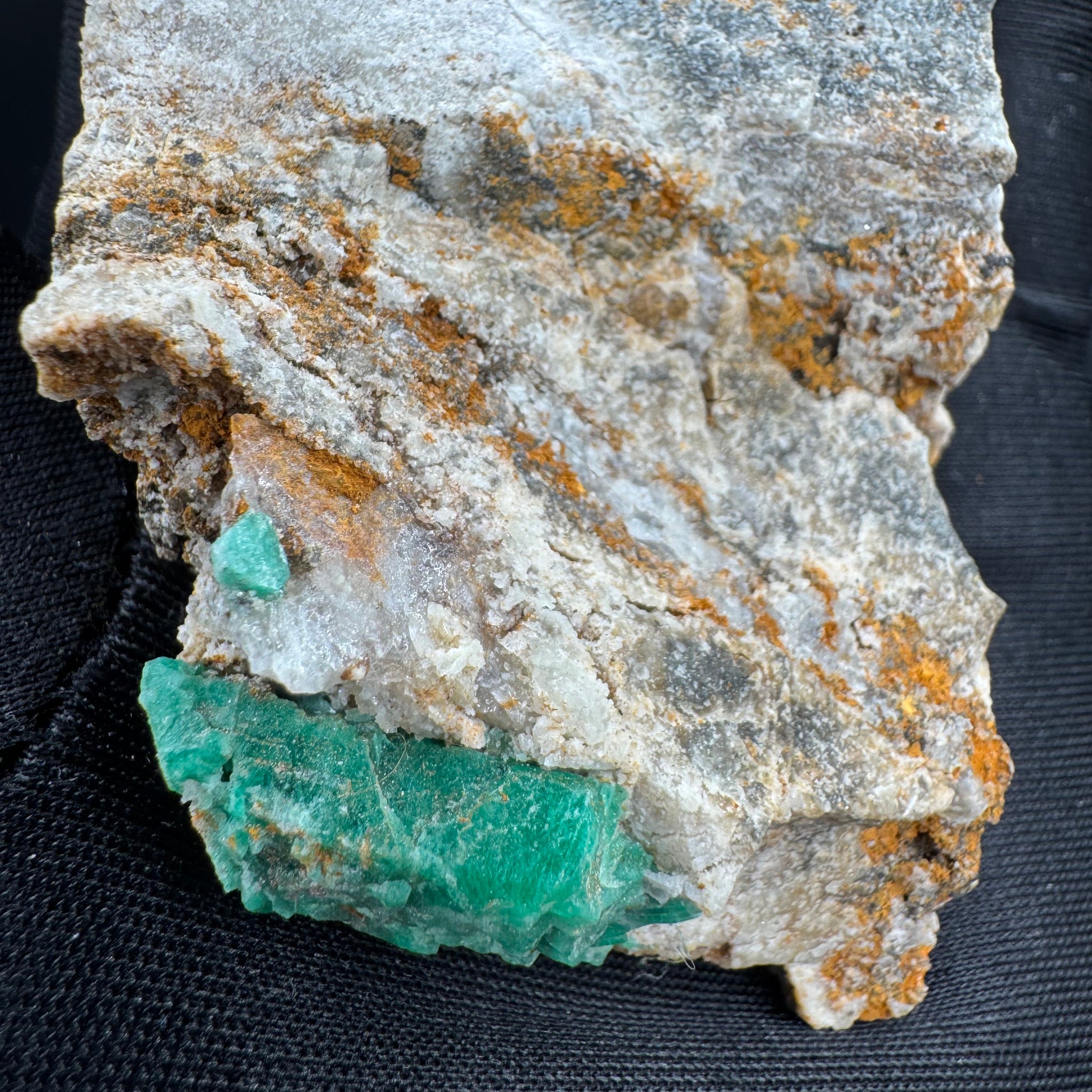Emerald Specimen - 109g