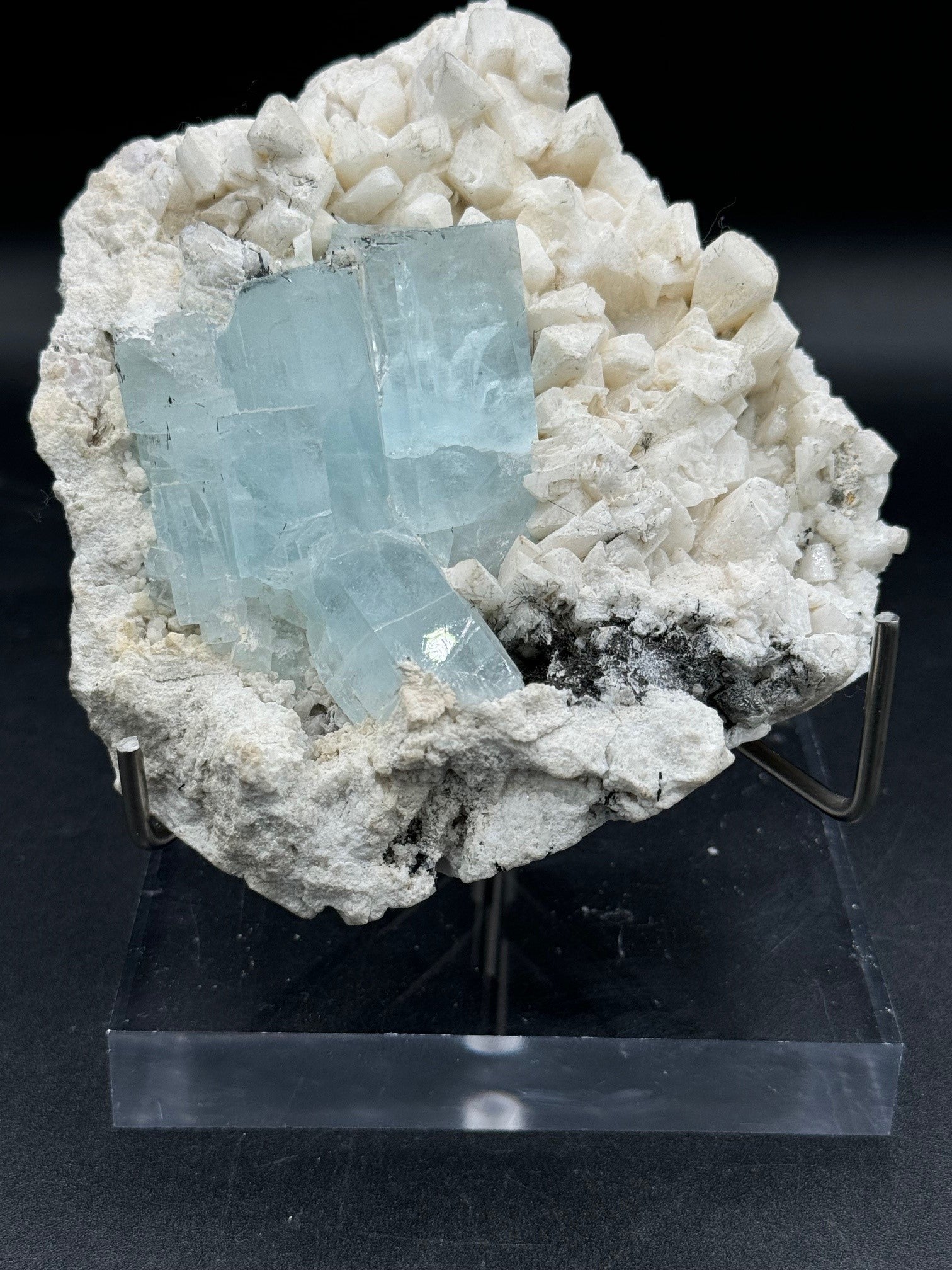 Aquamarine Specimen - 611g