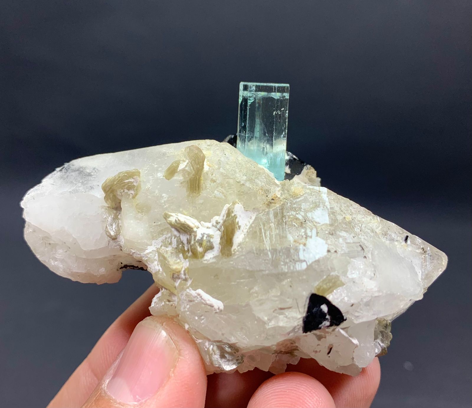 Aquamarine Specimen - 88g