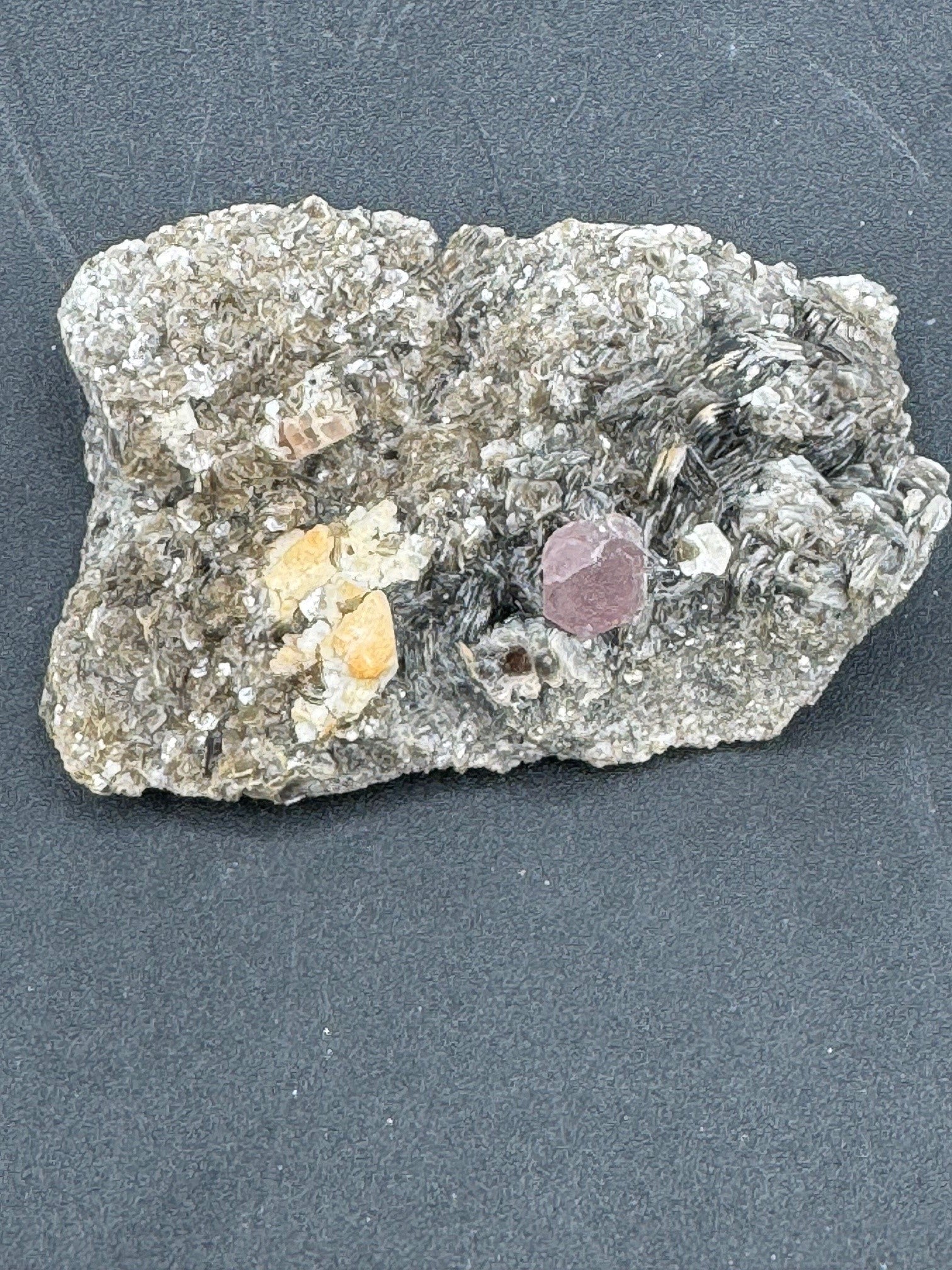 Pink Appetite Specimen - 130g