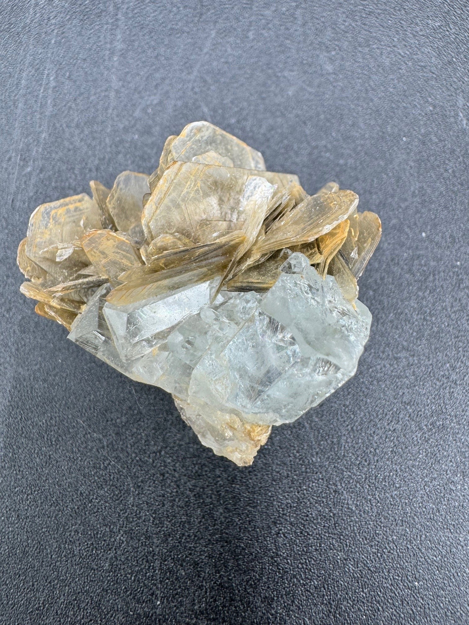 Aquamarine Specimen - 25g
