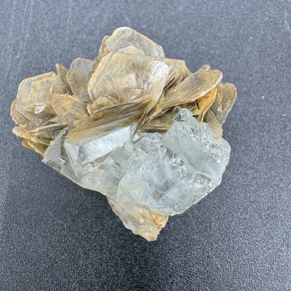 Aquamarine Specimen - 25g