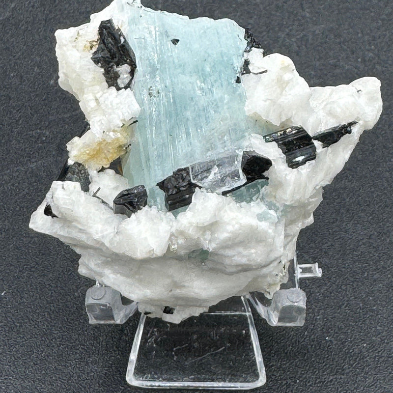 Aquamarine Specimen - 38g
