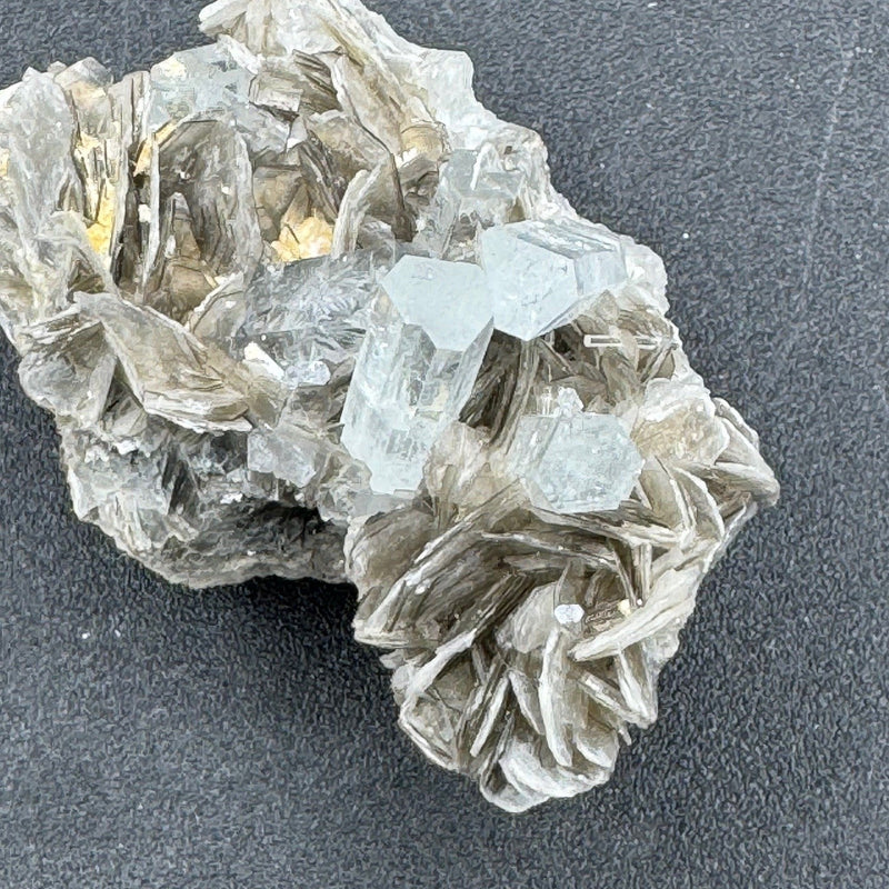 Aquamarine Specimen - 39g