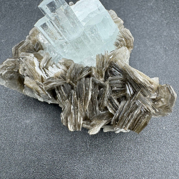 Aquamarine Specimen - 61g