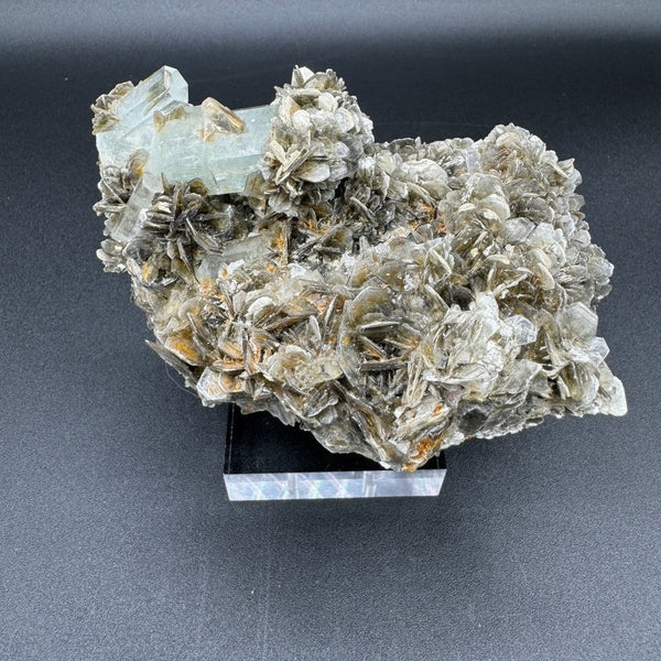 Aquamarine Specimen - 293g