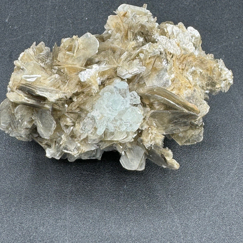 Aquamarine Specimen - 85g