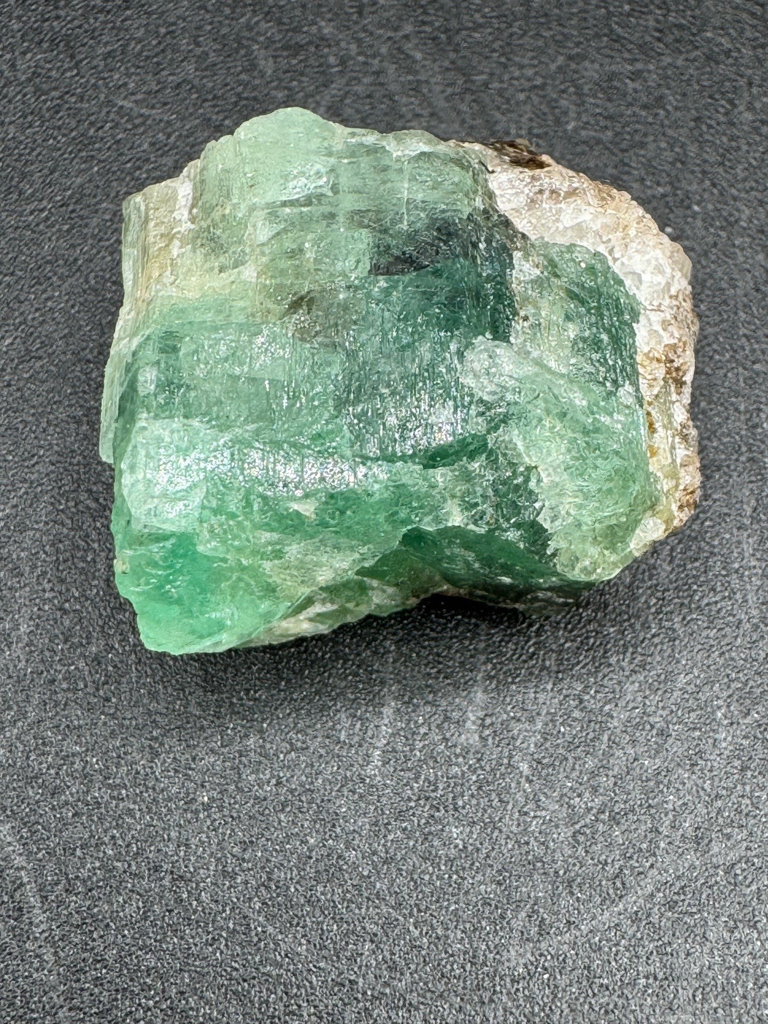 Emerald Specimen - 20g