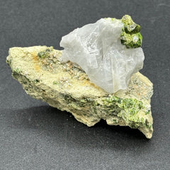 Green Garnet Specimen - 75g