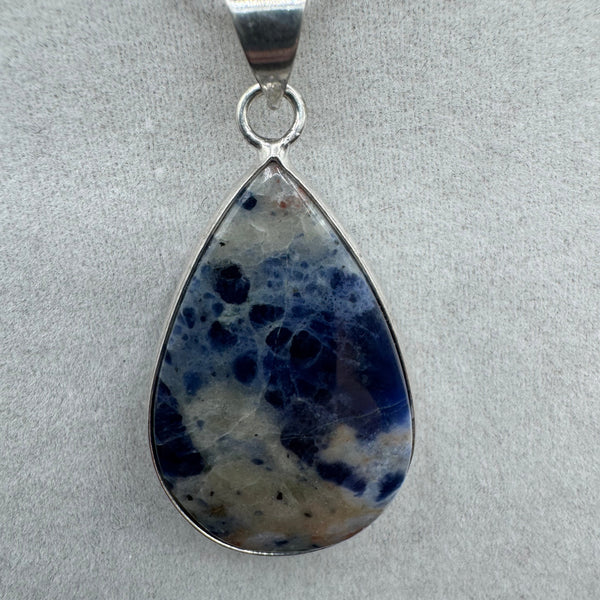 Pendant - Item 19