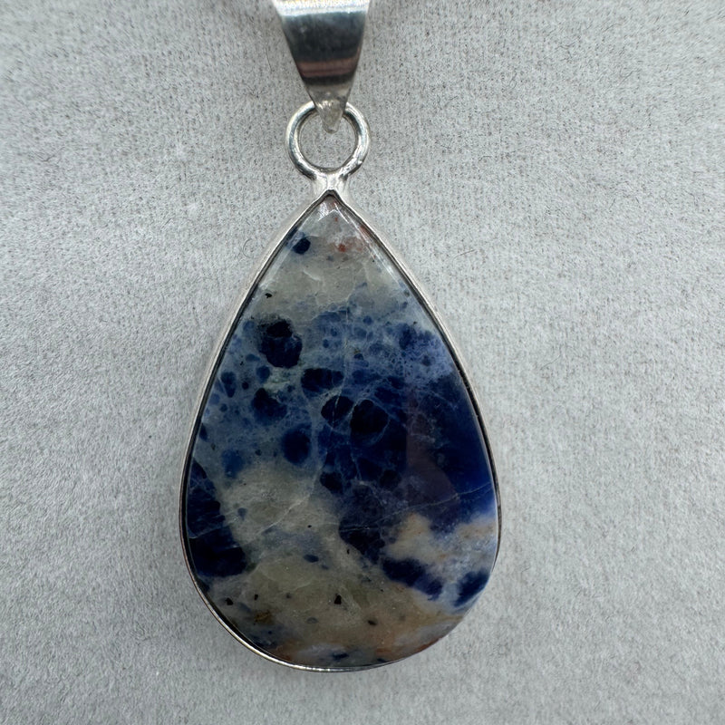 Pendant - Item 19