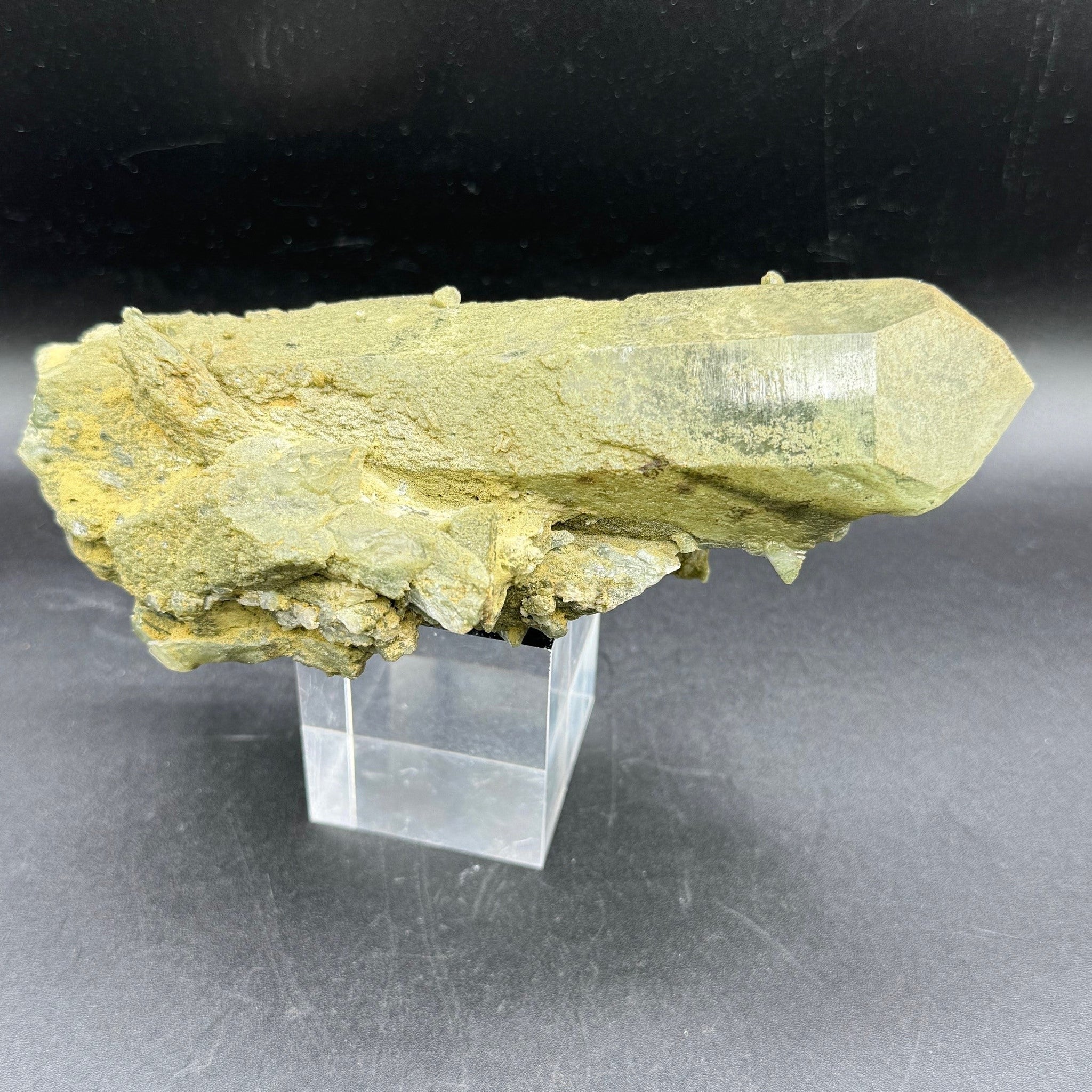 Chlorine Quartz - 626g